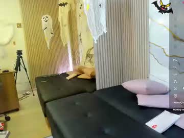 eliizabeth_tay