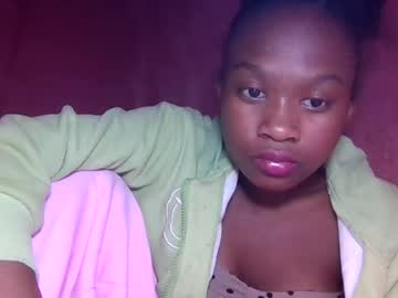 elinahhot1