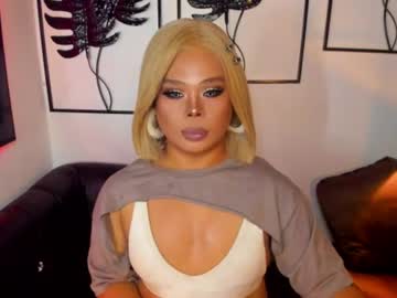 exotic_lindsay