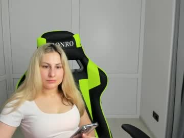 julia_sunshinee