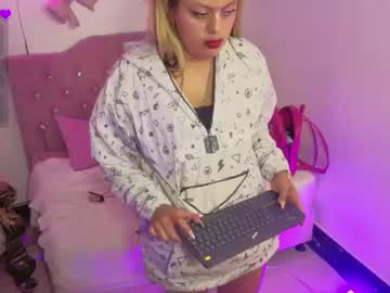 lainey_tay