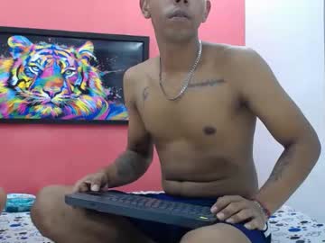 latinosninfomanos