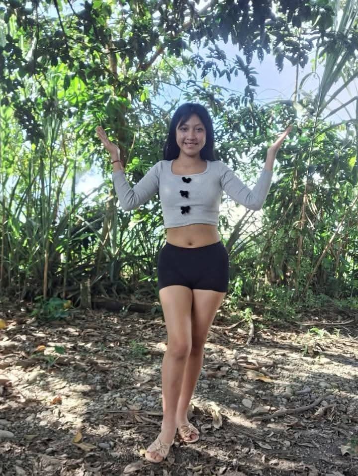 Ruth Ester Casillas Teen Latina — 39