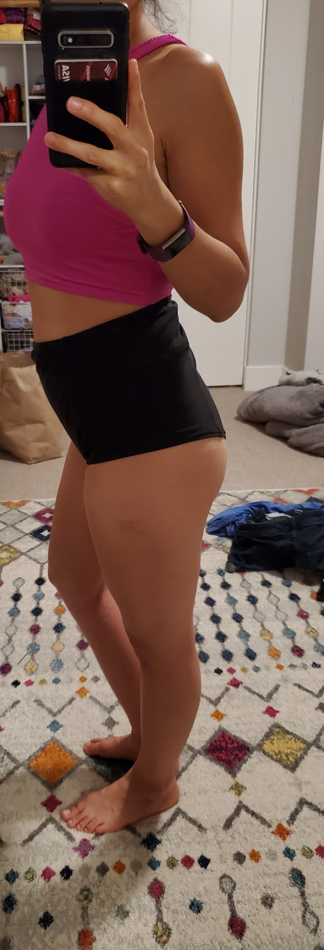Lost phone Latina teen ass selfies — 17