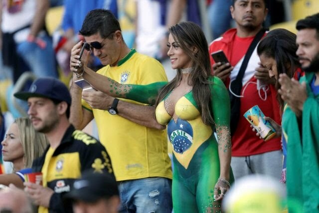 Naked Brazilian Fan — 10