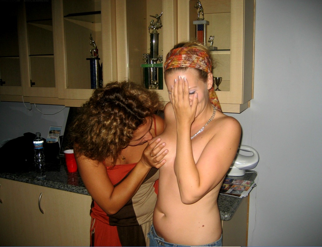 Lesbian Pictures — 9