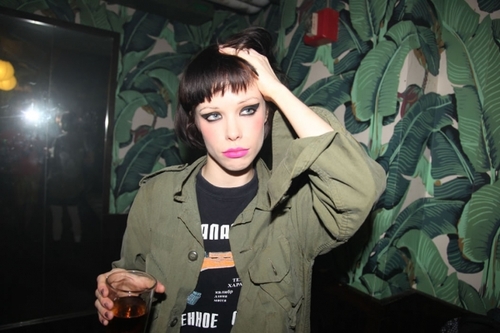 Alice Glass — 12