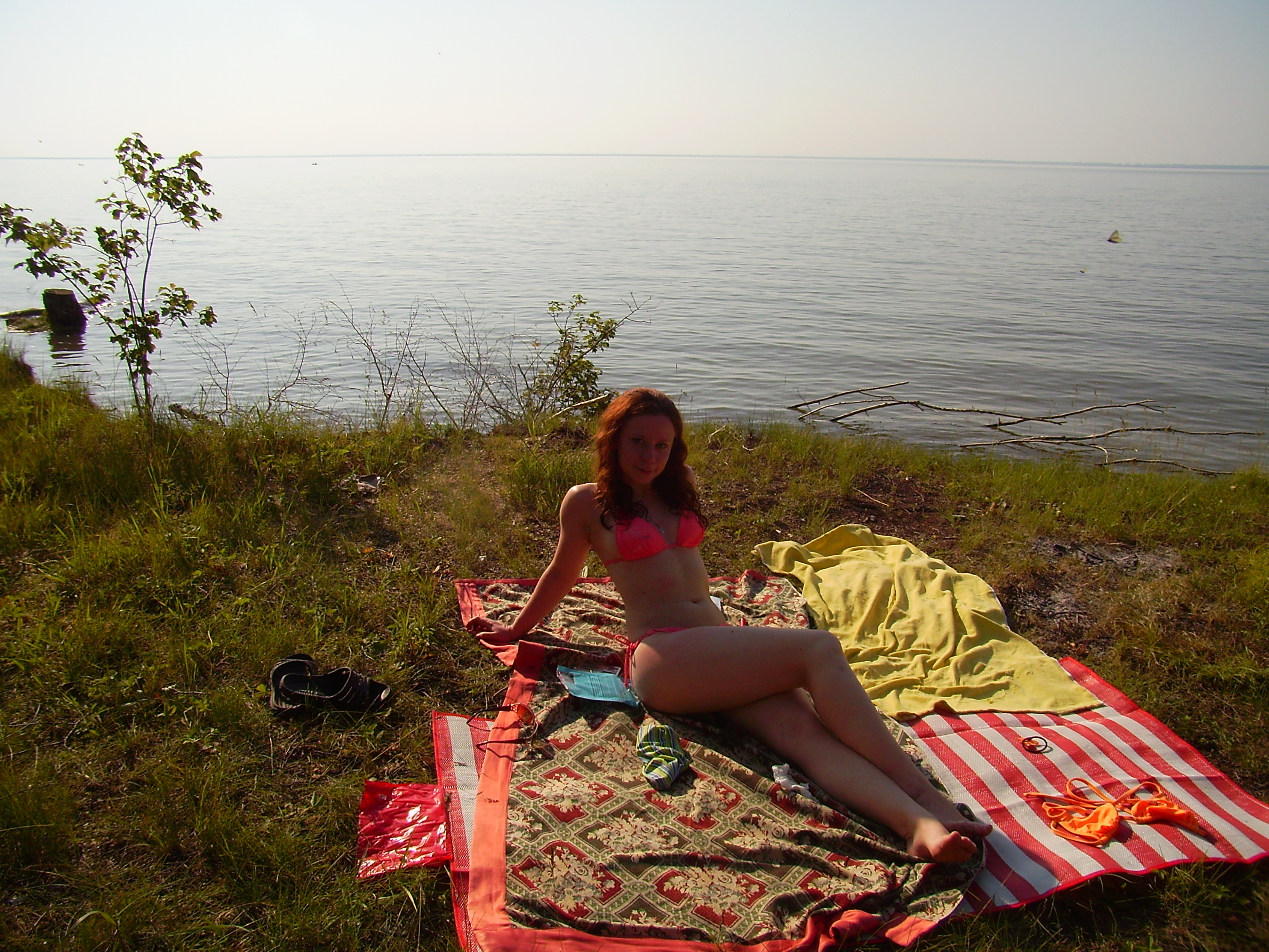 Amateur Girls Holiday Pics — 27
