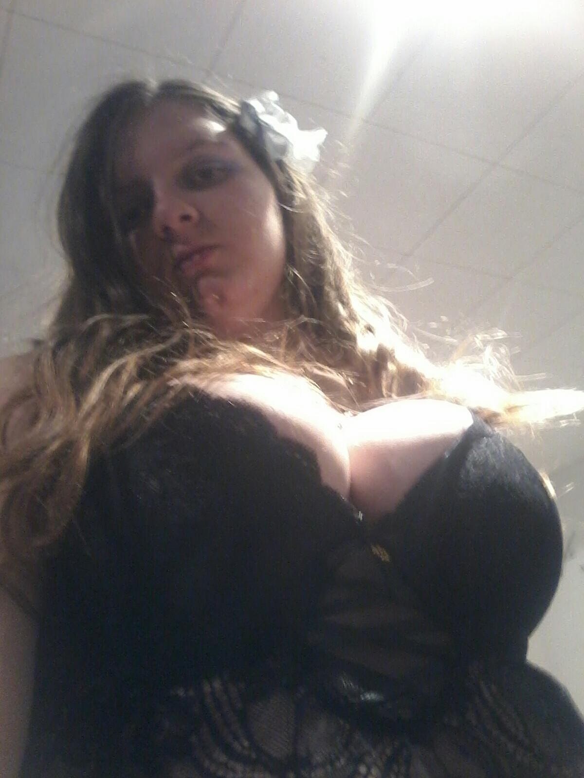 Pics of a gal I used to bang — 23