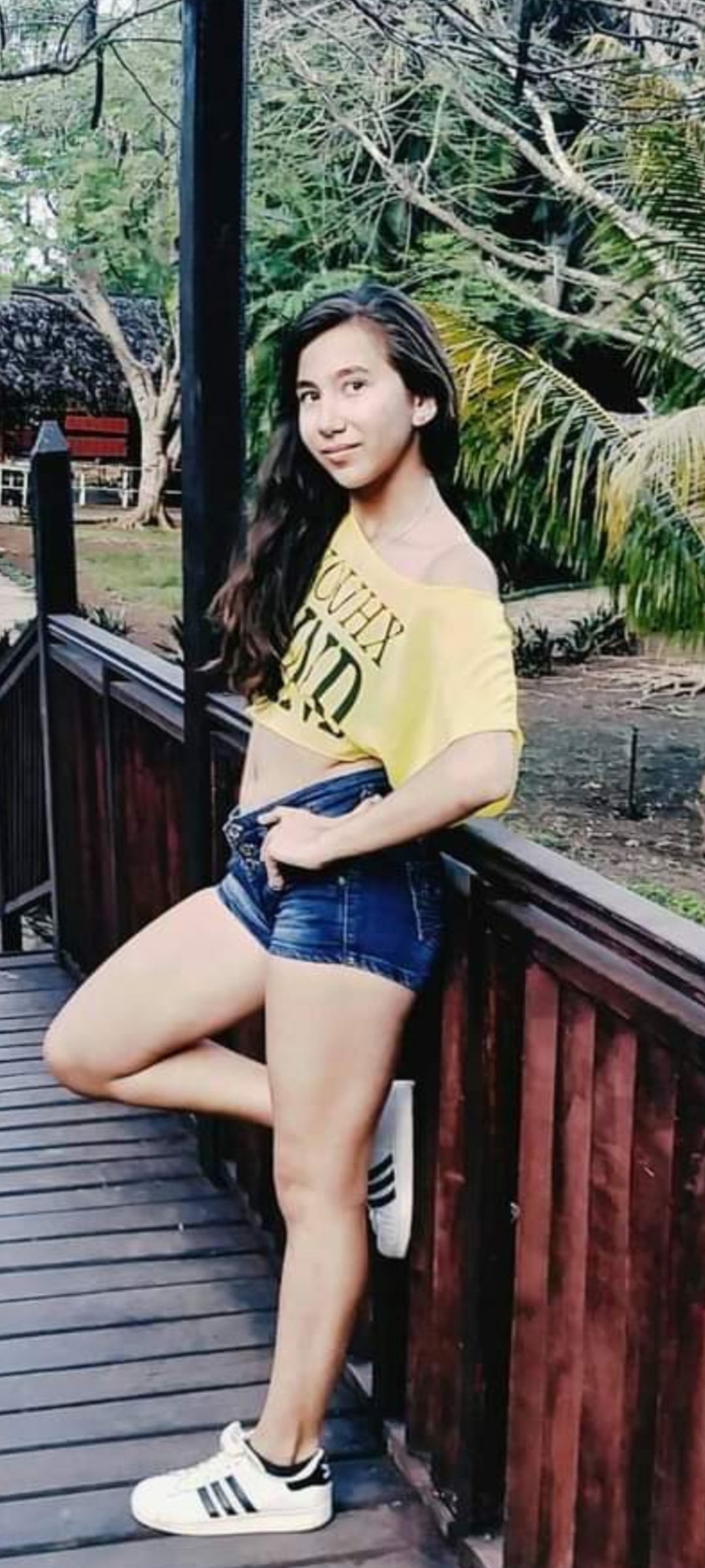 Celebrity wife and friends expose — 37