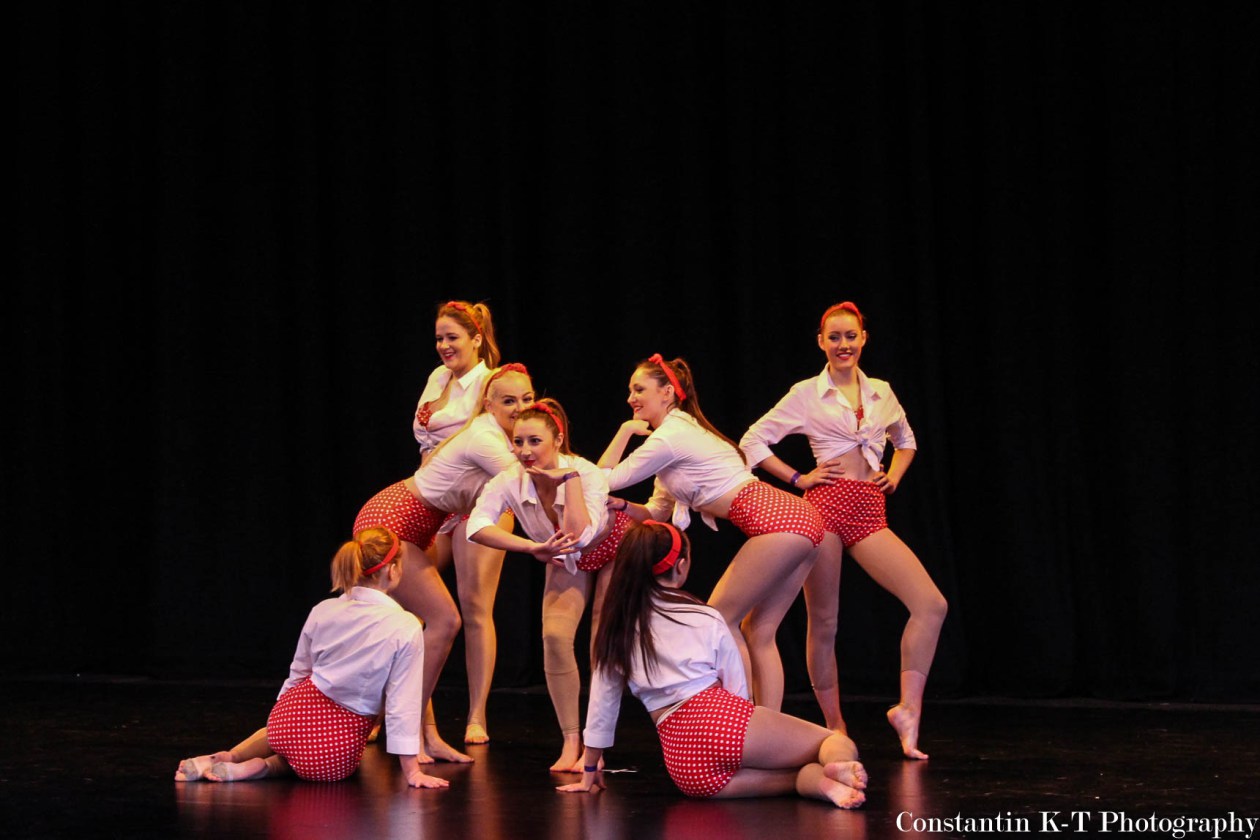 Dancers — 28