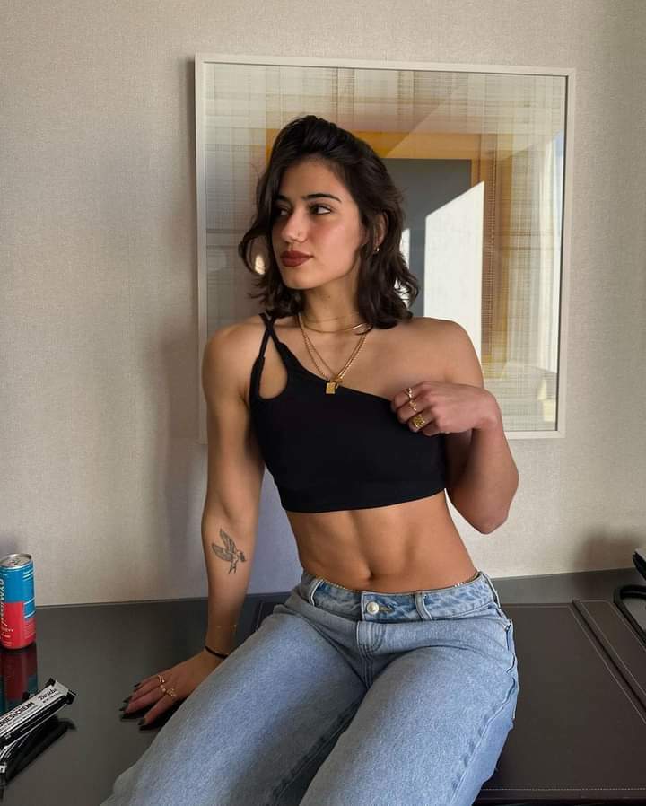 Sara Saffari (sexy Victim/garrote) fucktoy — 27
