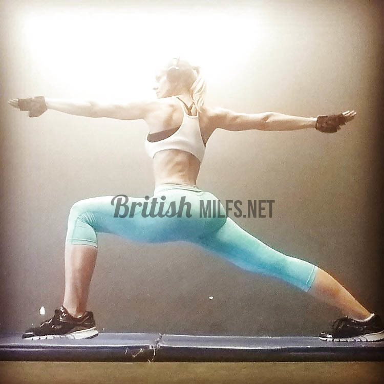 Keep fit gym gran - fitness mature british lady na — 8
