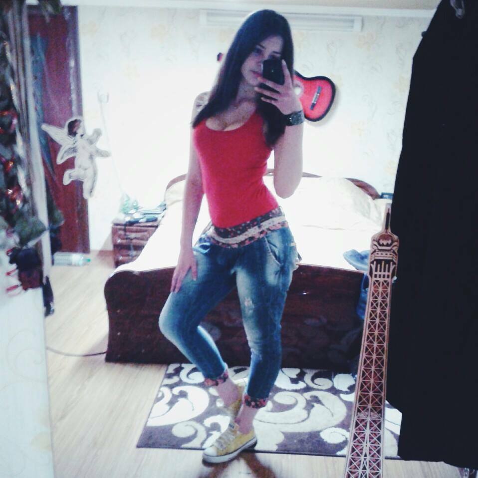 sext brunette teen tease with perfect body — 10
