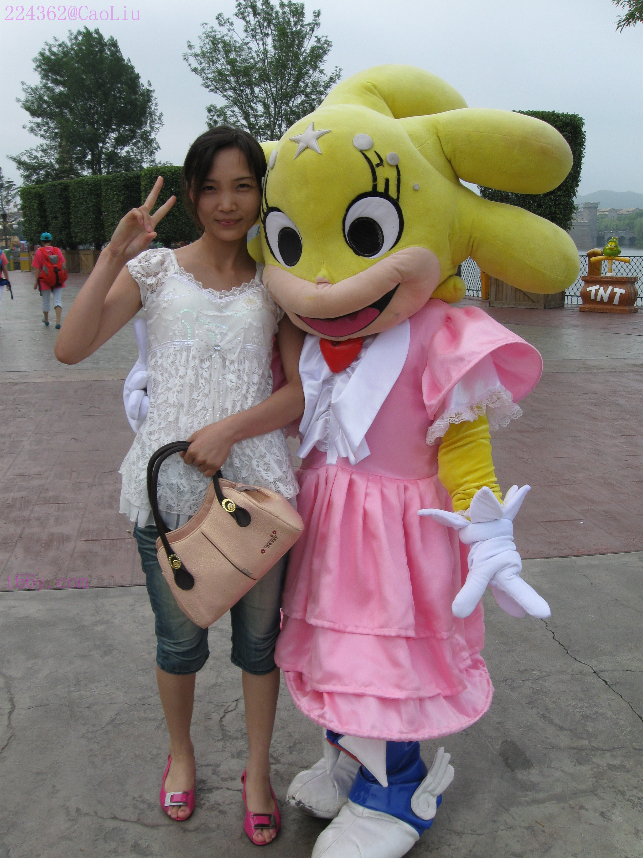 Sexy Chinese Lady Likes to Show — 16