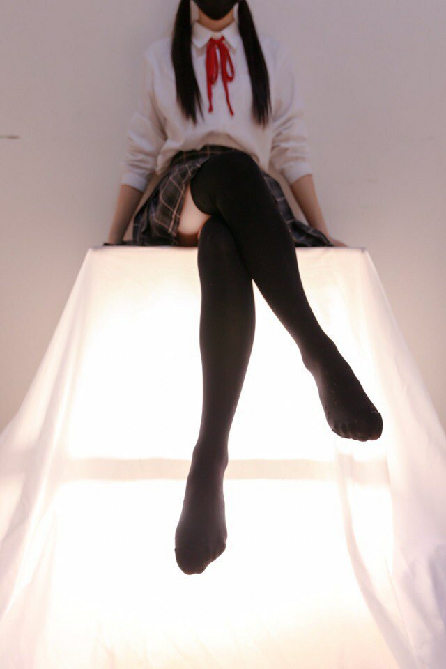Sexy feet and legs — 16