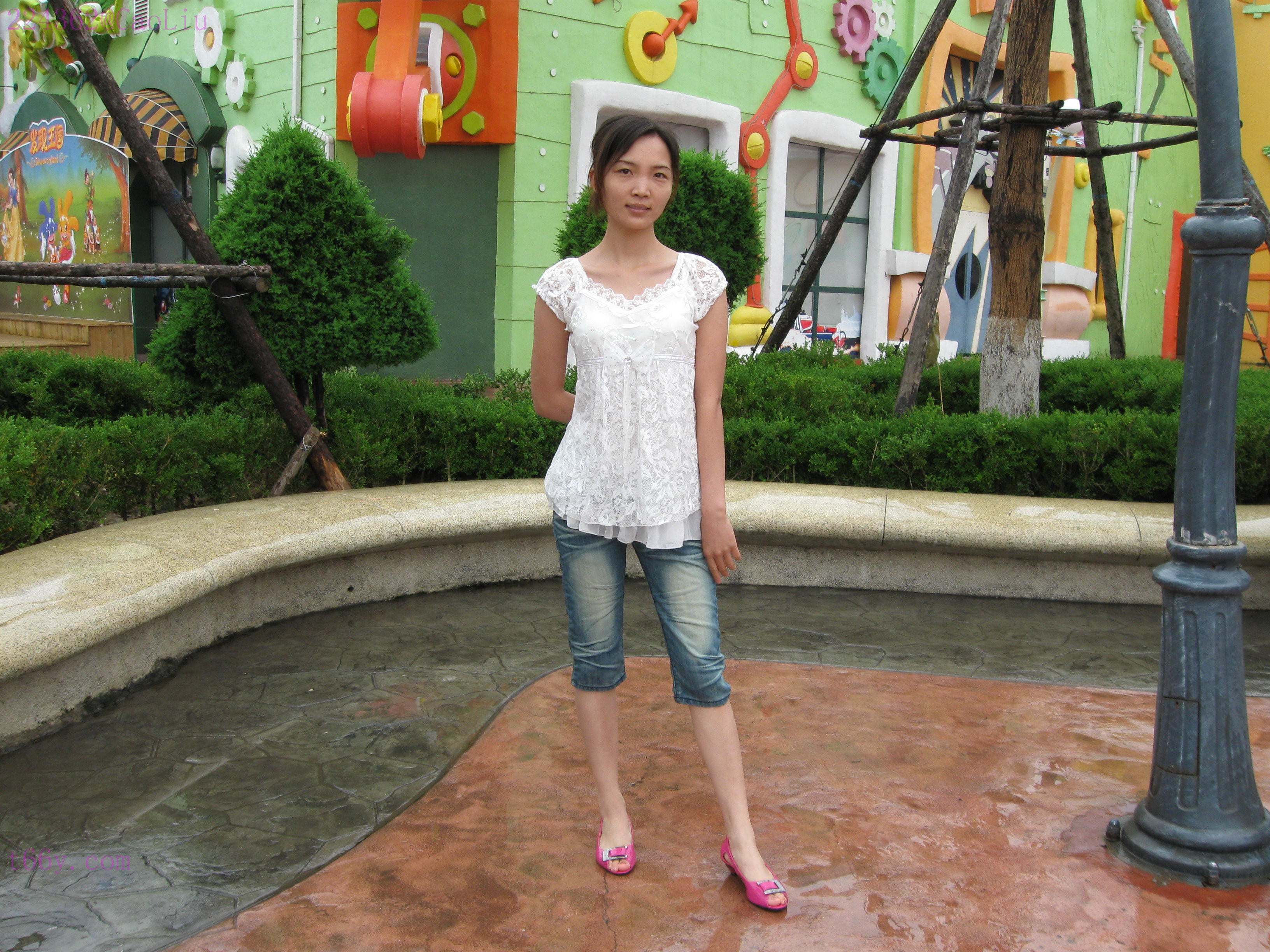 Sexy Chinese Lady Likes to Show — 5